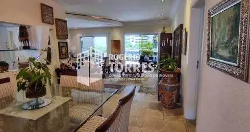 Cada a venda de 5/4 sendo 3 suítes e varanda no Caminho das Árvores