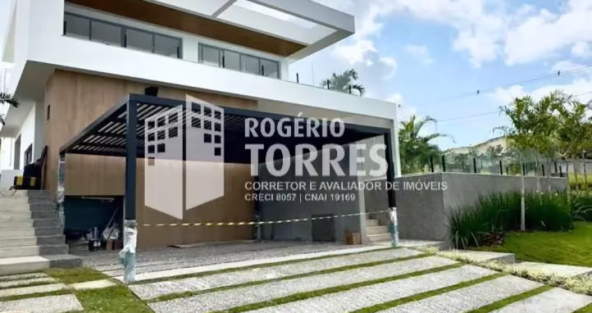 Casa a venda 5 suítes, sendo 3 closets, varandas e garagem em Alphaville Litoral Norte 1