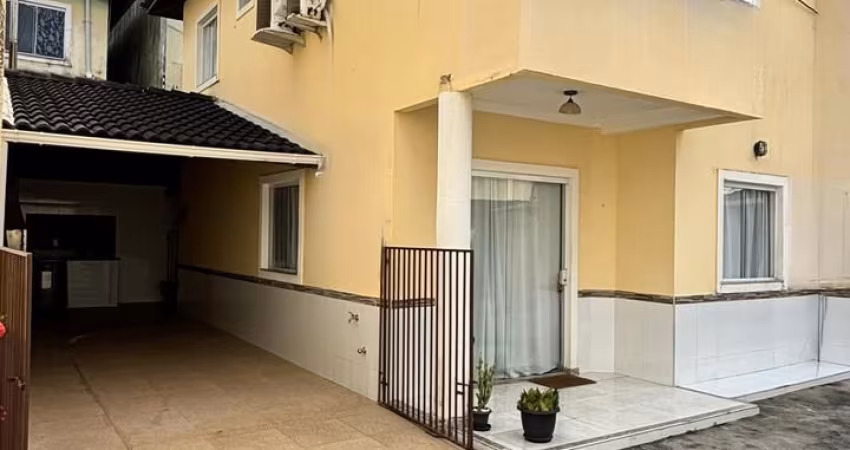 Cód. 587 Ipitanga Casa 3/4 com suíte com Energia Solar na Praia de Ipitanga