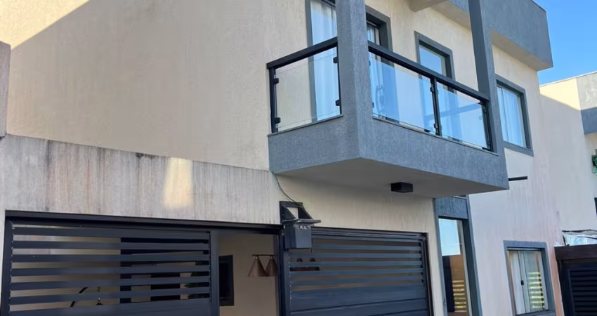 Cód. 287 Casa com 3 suítes e Piscina Privativa no Miragem