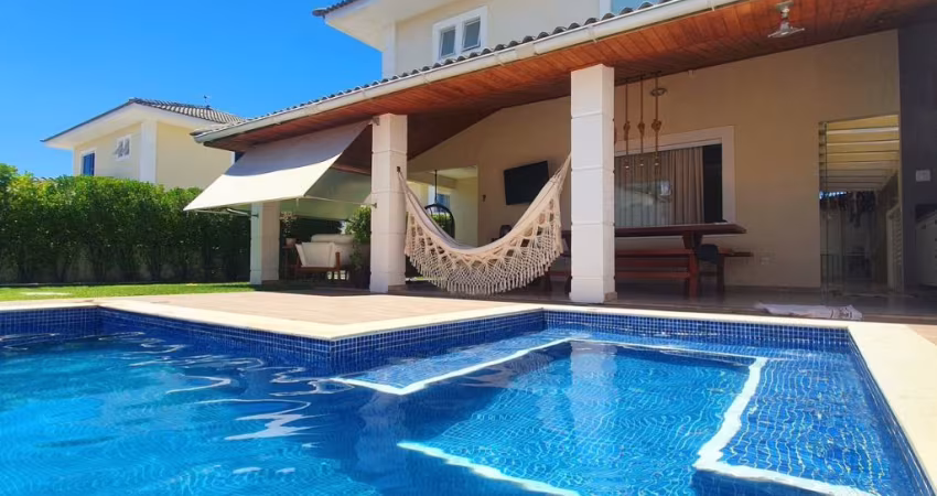 Cód. 285 Lauro Casa 4/4 com suíte Master e Piscina Privativa