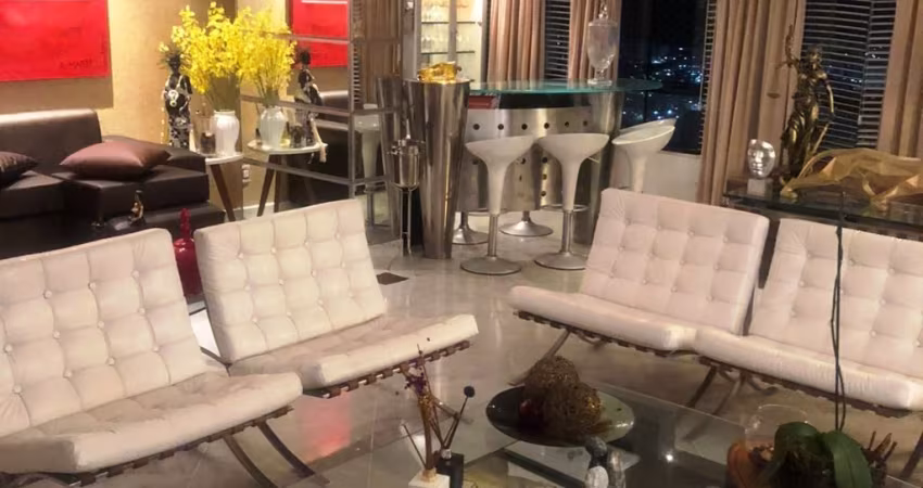 Apartamento 4/4, sendo 3 suites, no Horto Florestal
