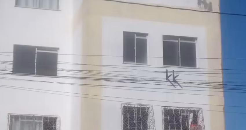 Apartamento com 2 quartos à venda na Conjunto Arvoredo, 100, Tancredo Neves, Salvador