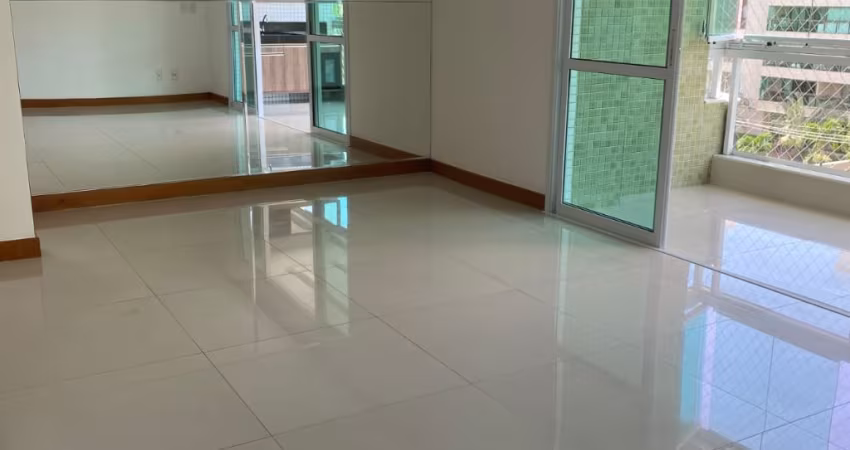 Apartamento 3/4 - Alphaville 1