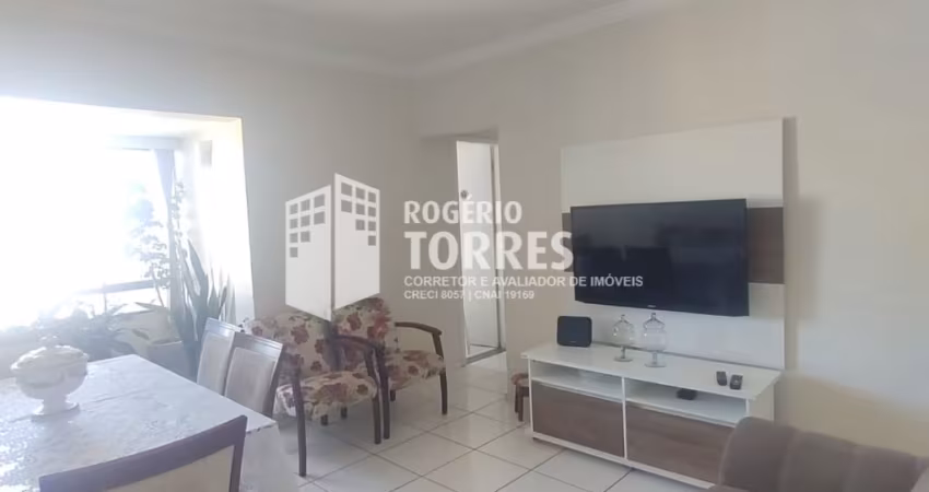 Apartamento a venda de 3/4, ANDAR ALTO e 1 garagem coberta no IMBUI