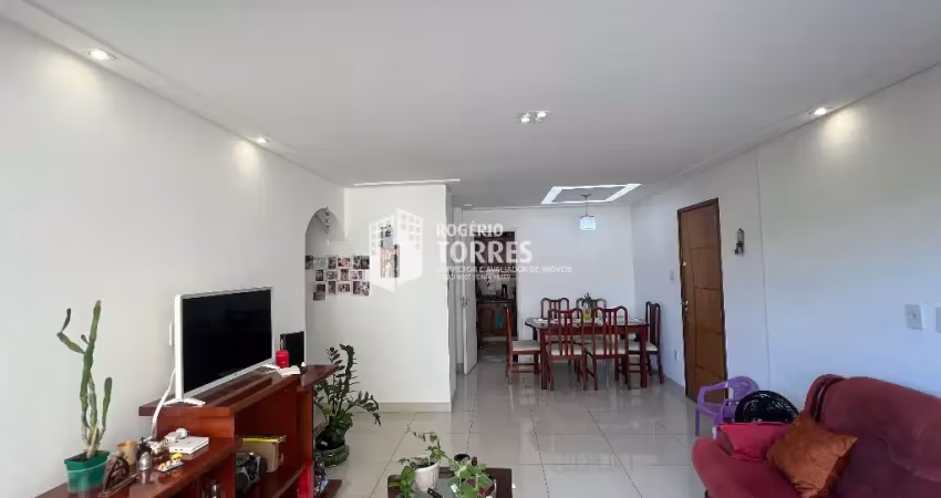 Apartamento a venda de 3/4, 1 suíte, NASCENTE, home office e 1 garagem no COSTA AZUL