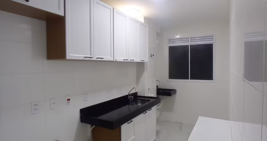 Apartamento no Caminhos do Litoral / Buraquinho
