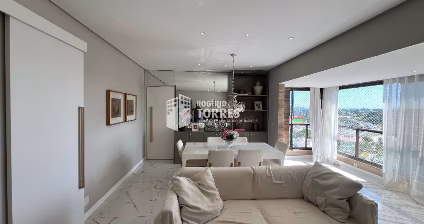 Apartamento a venda de 3/4, 1 suíte, varanda gourmet e 2 garagens na PARALELA