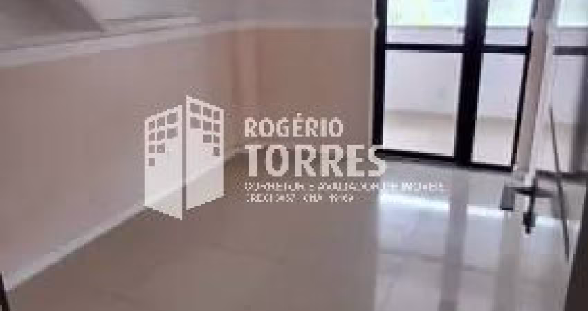 Apartamento a venda de 3/4, 1 suíte e 3 garagens em BROTAS