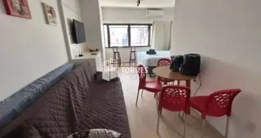 STUDIO a venda de 32m² PORTEIRA FECHADA, vista mar e garagem na Barra