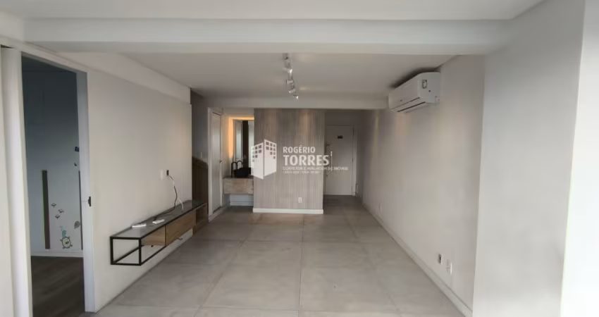 Apartamento Cobertura Duplex a venda de 2/4, 1 suíte e 2 garagens em ALPHAVILLE