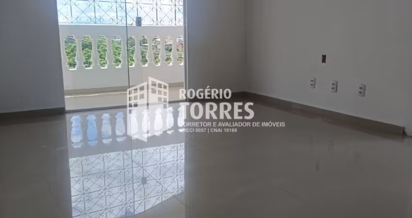 Vendo casa de 2/4 sendo 1 suíte em Castelo Branco