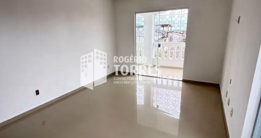 Casa 1º andar a venda de 3/4, 1 suíte em castelo branco