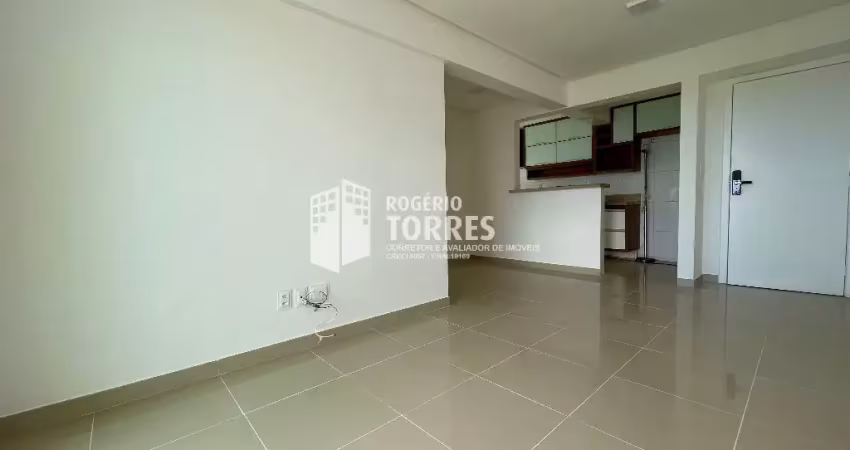 Apartamento a venda de 2/4, 1 suíte, com infraestrutura e garagem em piatã