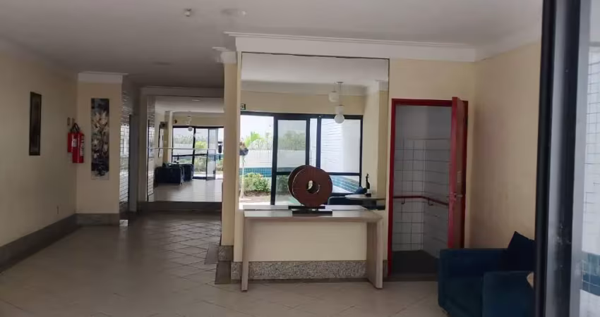 Cód. 444 armação 3/4 sendo um suíte e varanda com 3 vagas de garagem
