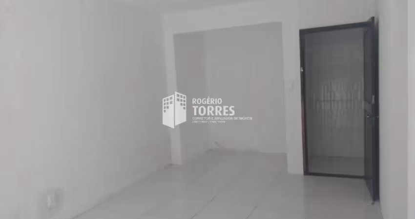 Apartamento a venda de 2/4 com área serviço, térreo no cond. securitários em patamares