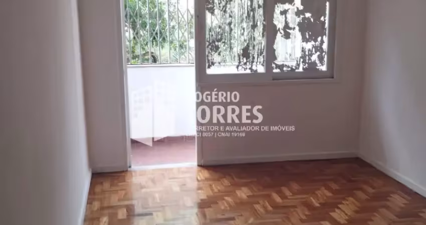 Apartamento a venda de 3/4, 1 suíte +dependência, amplo com 160m² em nazare