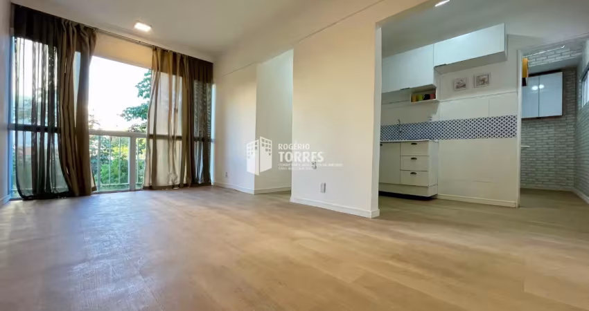 Apartamento a venda de 2/4, 1 suíte, nascente e garagem em brotas