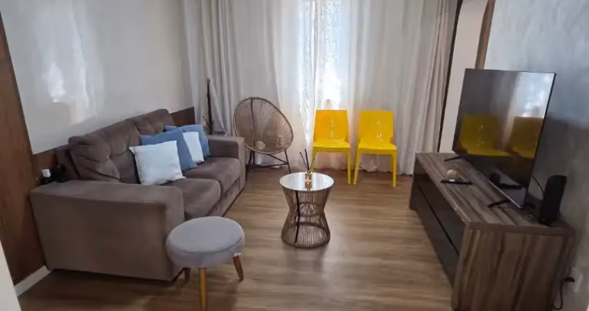 Cód. 514 cabula 2/4 com dependência e armários no 1º andar nascente
