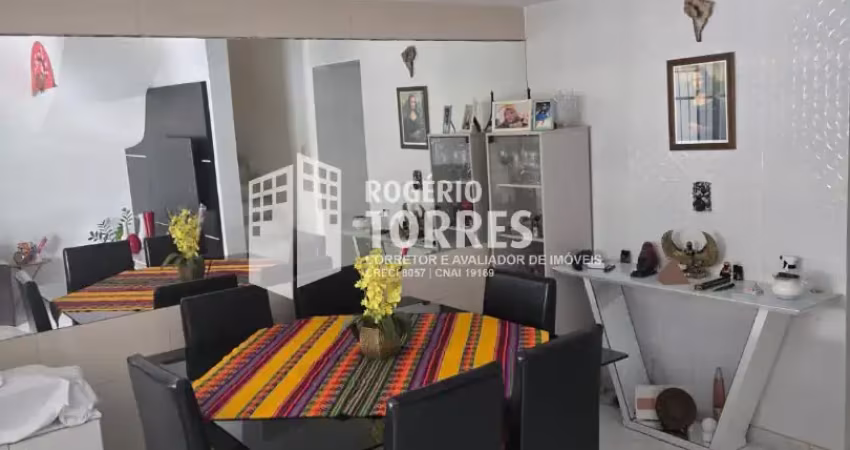 Village duplex a venda de 3/4, 1 suíte com varanda e 2 garagens em patamares