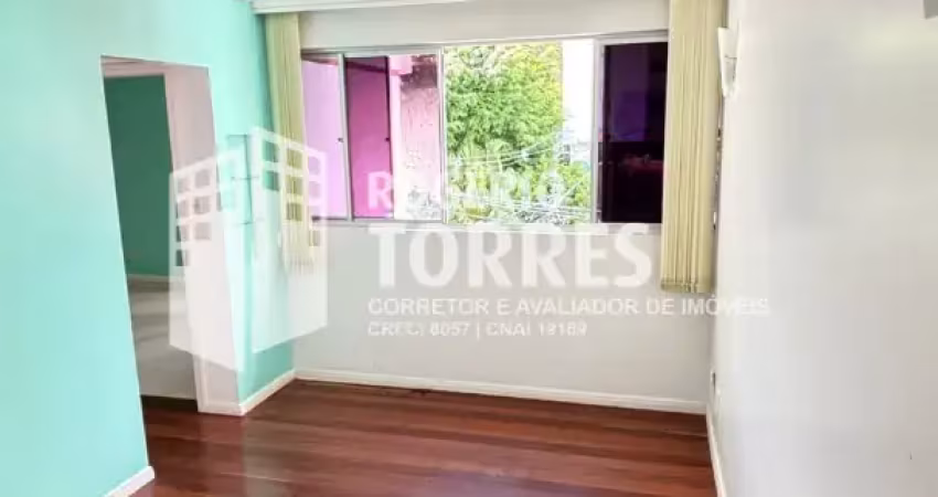 Apartamento a venda de 1/4 com dependência e garagem coberta na barra