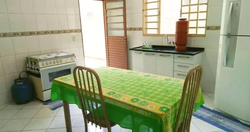 Casa com 2 dormitórios à venda, 83 m² por r$ 260.000,00 - mombaça - pindamonhangaba/sp