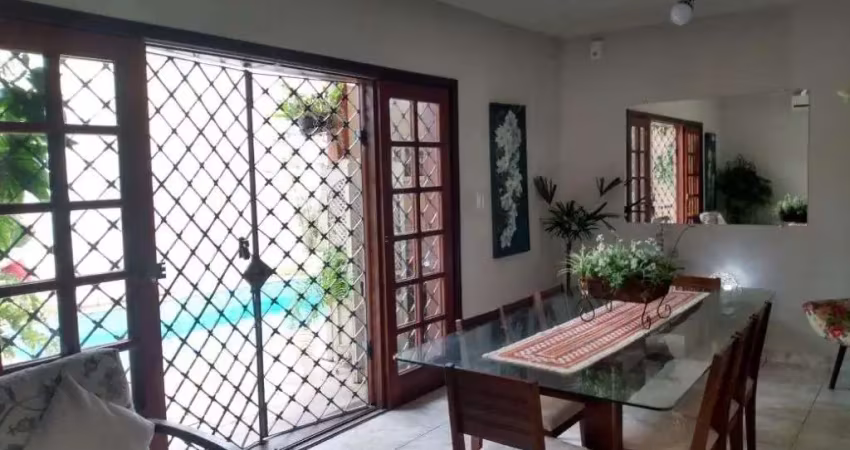 Sobrado com 4 dormitórios à venda, 142 m² por r$ 900.000 - vila bourghese - pindamonhangaba/sp