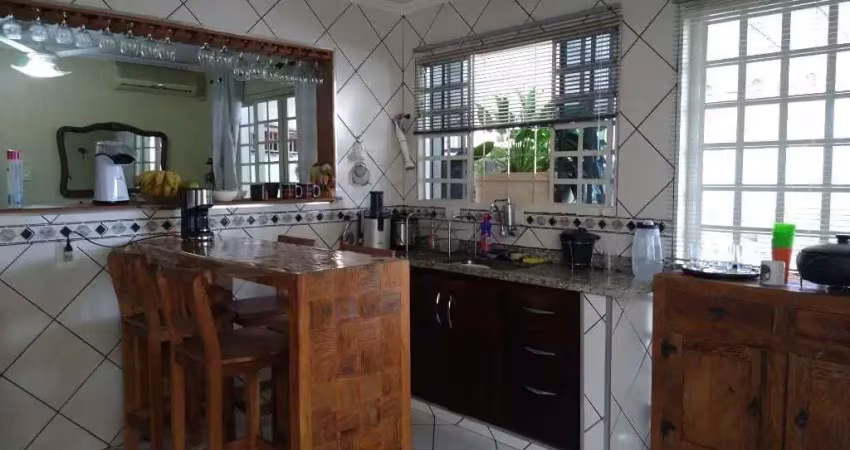 Casa com 3 dormitórios à venda, 212 m² por r$ 550.000,00 - crispim - pindamonhangaba/sp