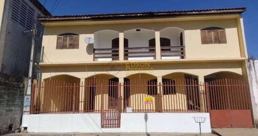 Sobrado com 4 quartos à Venda, Loteamento Residencial Andrade - Pindamonhangaba