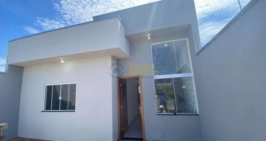 Casa com 3 dormitórios à venda, 100 m² por R$ 485.000,00 -  Loteamento Residencial e Comercial Flamboyant - Pindamonhangaba/SP