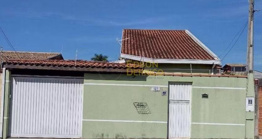 Sobrado com 3 dormitórios à venda, 118 m² por R$ 630.000,00 - Vila Suiça - Pindamonhangaba/SP