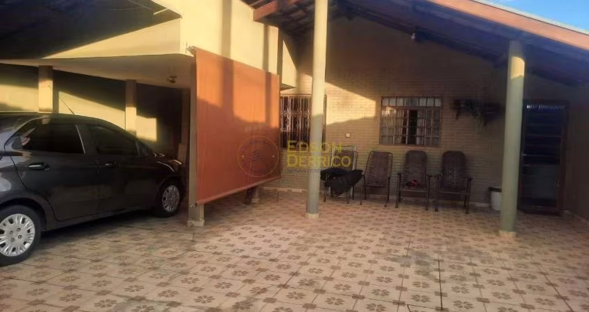 Casa com 3 quartos à Venda, Conjunto Habitacional Terra dos Ipês I (Norte) - Pindamonhangaba