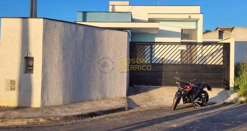 Casa com 3 dormitórios à venda, 87 m² por R$ 400.000,00 - Santa Clara - Pindamonhangaba/SP