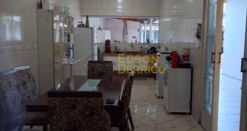 Casa com 3 dormitórios à venda, 162 m² por R$ 370.000,00 - Vila Suiça - Pindamonhangaba/SP