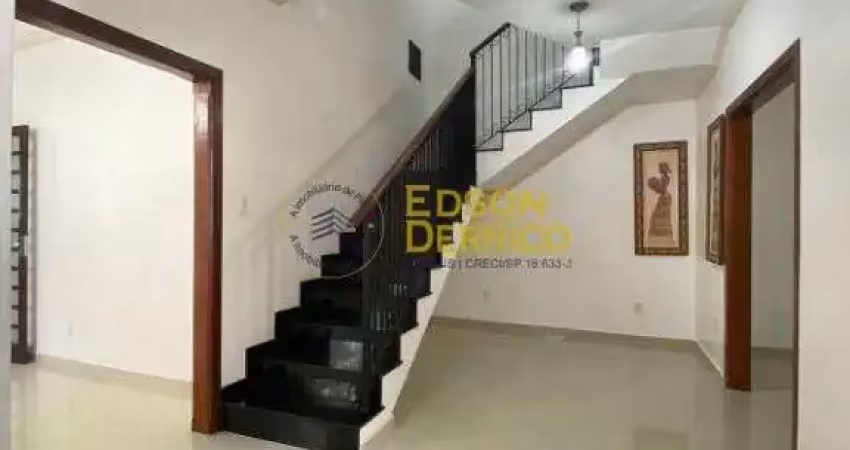 Casa com 4 quartos à venda no Santana, Pindamonhangaba 