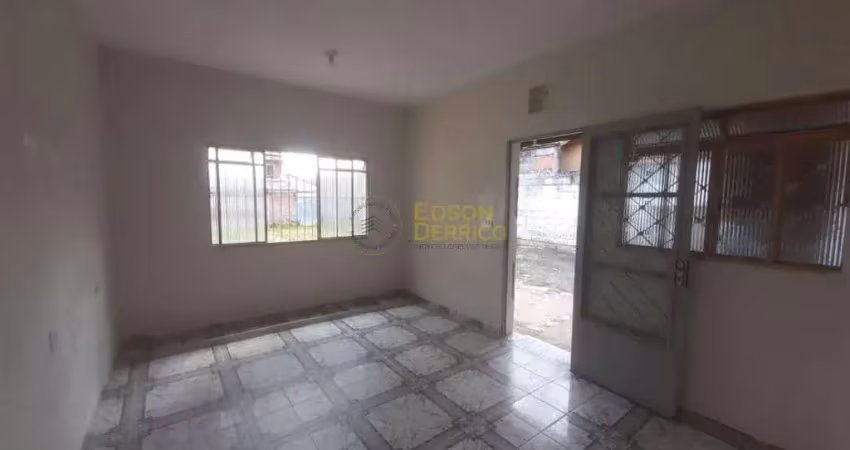 Casa com 1 dormitório à venda por R$ 220.000 - Mombaça - Pindamonhangaba/SP