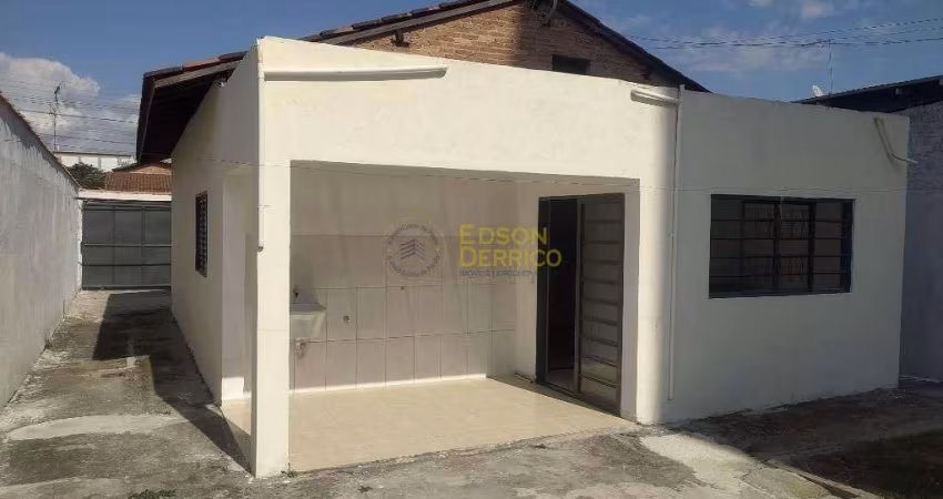 Casa com 2 dormitórios à venda, 68 m² por R$ 230.000,00 - Jardim Eloyna - Pindamonhangaba/SP