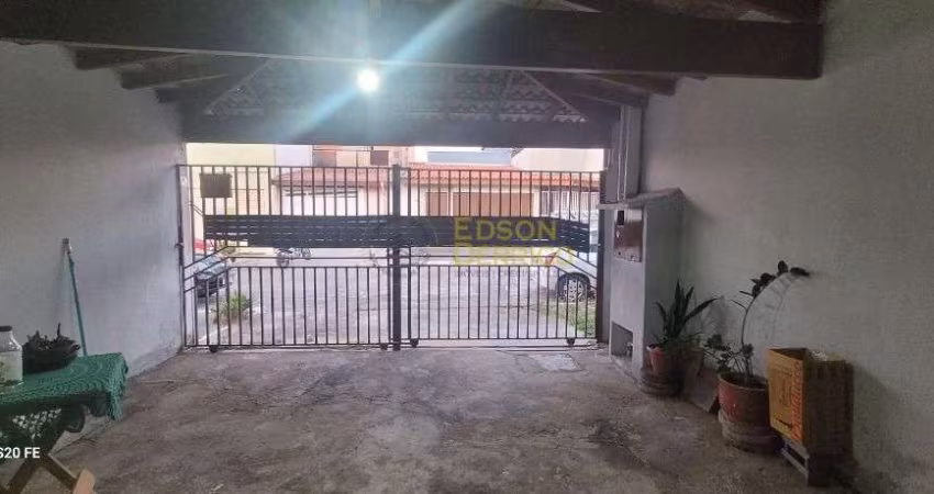 Casa com 2 dormitórios à venda, 116 m² por R$ 230.000,00 - Mombaça - Pindamonhangaba/SP