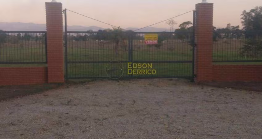 Chácara à venda, 35000 m² por R$ 1.250.000,00 - Cruz Grande - Pindamonhangaba/SP