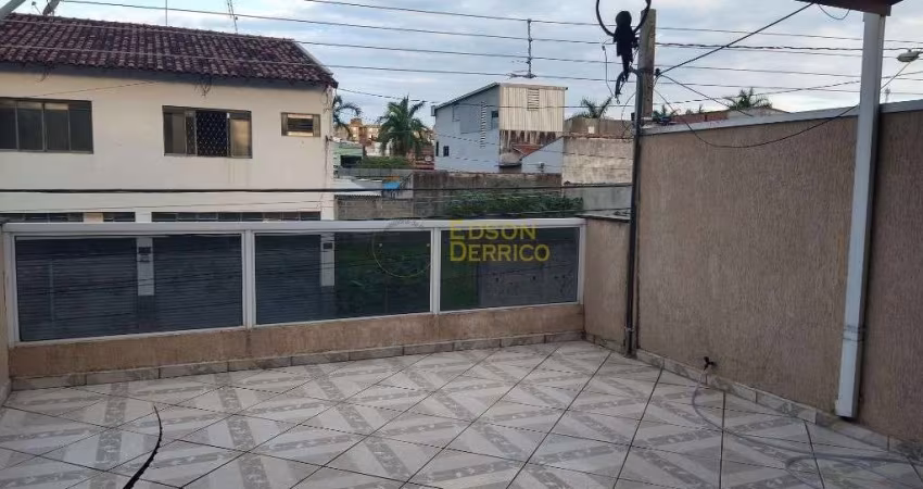 Sobrado com 4 dormitórios à venda, 226 m² por R$ 430.000 - Alto do Cardoso - Pindamonhangaba/SP
