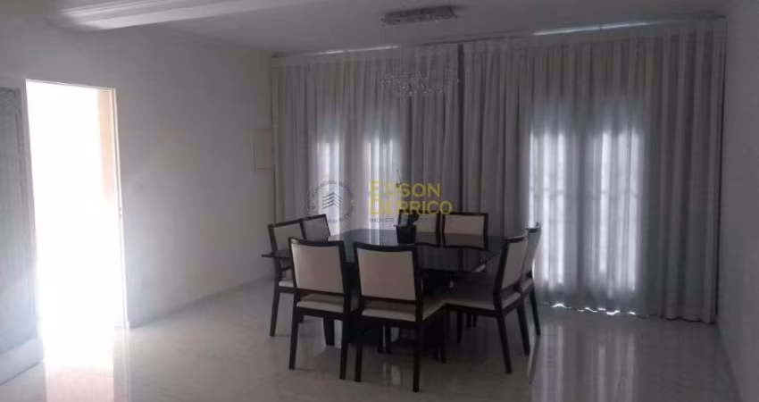 Sobrado com 3 dormitórios à venda, 221 m² por R$ 750.000,00 - Bosque da Princesa - Pindamonhangaba/SP
