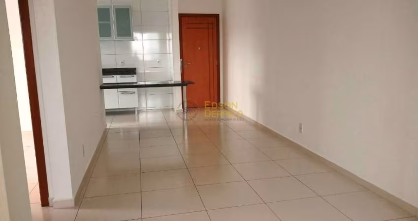 Apartamento com 2 dormitórios à venda, 68 m² por R$ 361.900,00 - Chácara Galega - Pindamonhangaba/SP