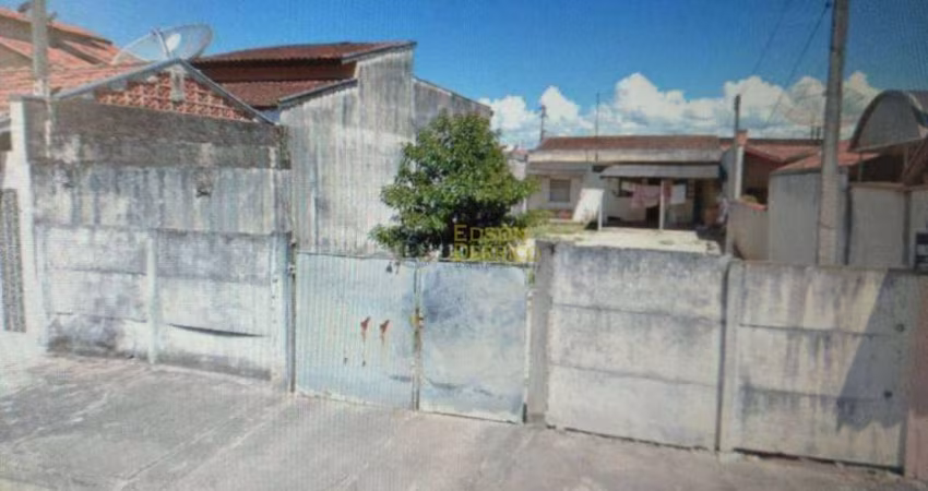 Casa com 1 dormitório à venda, 44 m² por R$ 250.000 - Parque São Domingos - Pindamonhangaba/SP