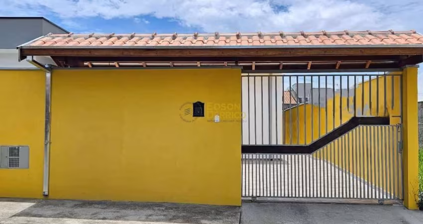 Casa com 3 quartos, Loteamento Residencial e Comercial Flamboyant - Pindamonhangaba