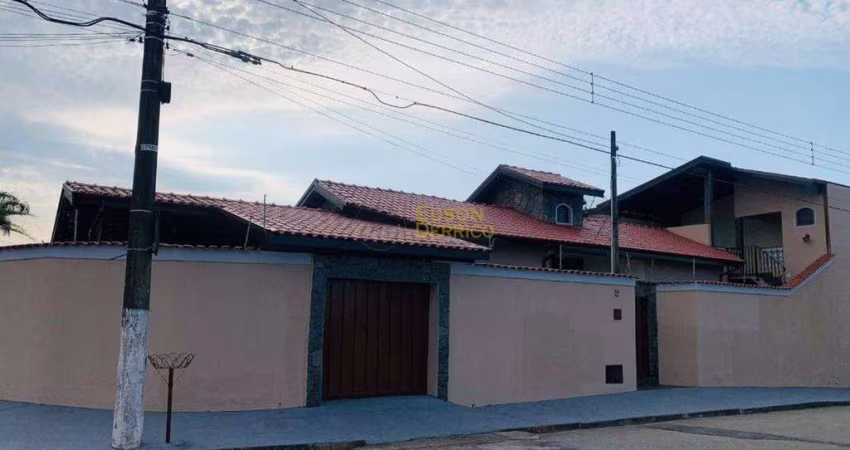 Casa à venda, 153 m² por R$ 450.000,00 - Bela Vista - Pindamonhangaba/SP