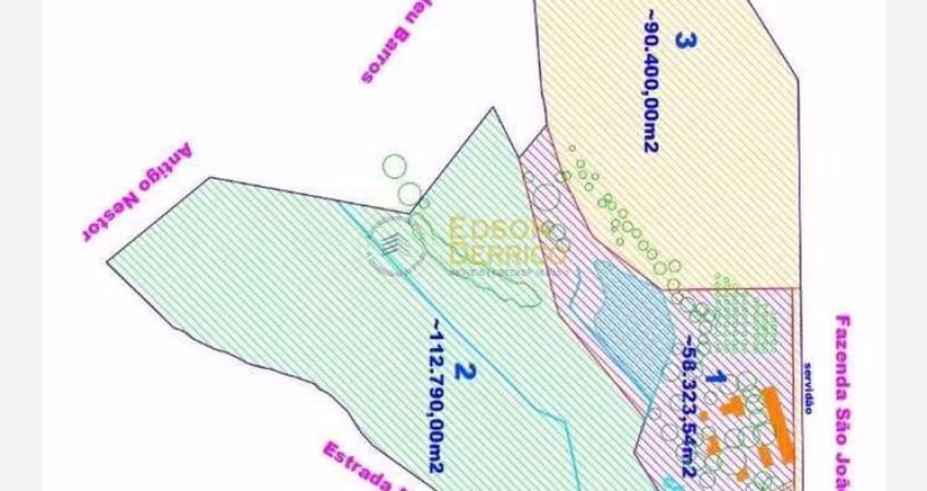 Sítio com 3 dormitórios à venda, 58323 m² por R$ 1.749.706,20 - Goiabal - Pindamonhangaba/SP