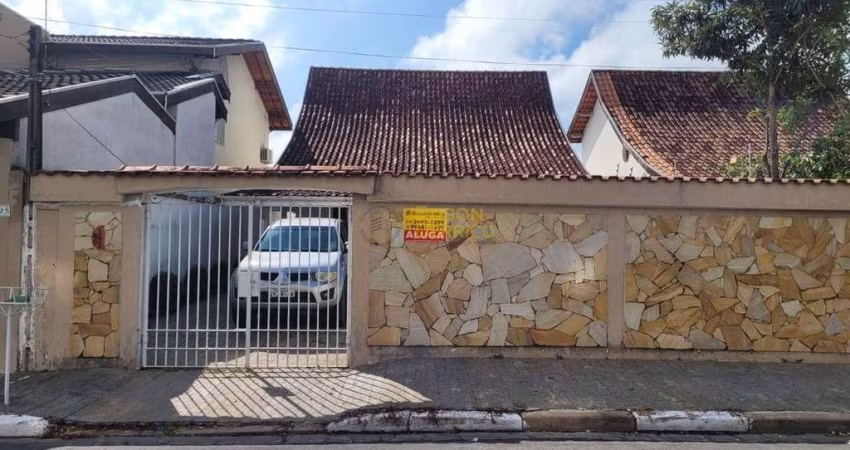 Sobrado com 3 quartos, Parque São Benedito - Pindamonhangaba