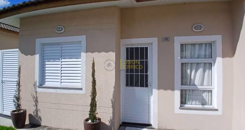 Casa de Condomínio com 2 quartos, Ipê - Pindamonhangaba