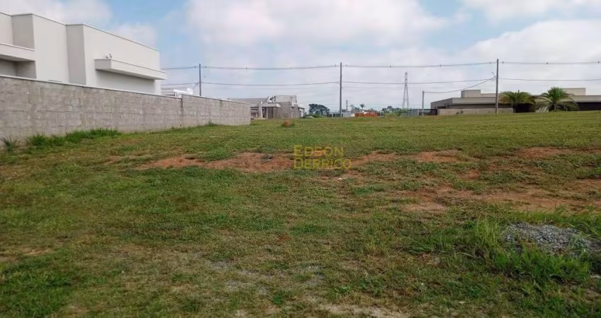 Terreno em Condomínio à Venda, Colonial Village II - Pindamonhangaba