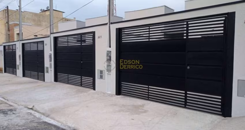Casa com 2 quartos, Residencial Mombaça I - Pindamonhangaba